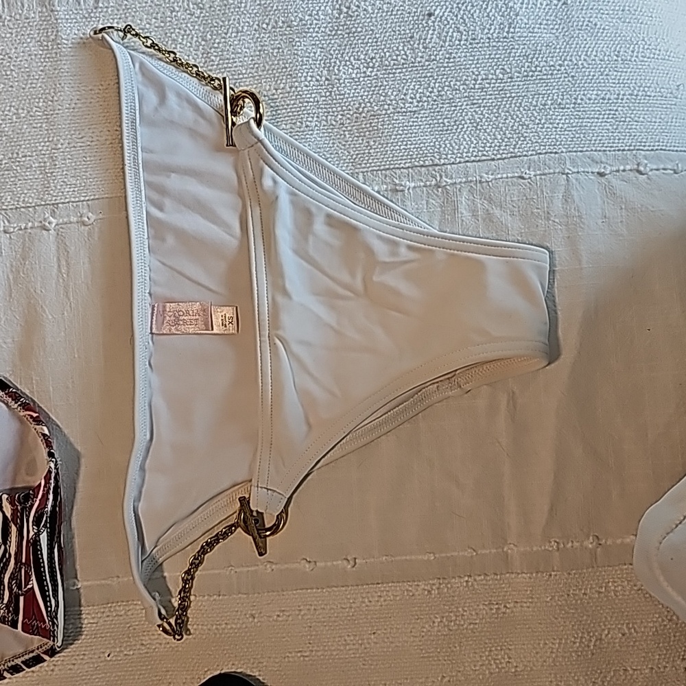 Victoria's Secret white & gold hardware XS bikini bottom